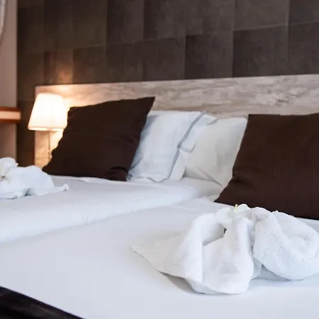 Uso Turistico Ancora De Oro Bed & Breakfast *